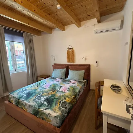Avra Benitses Apartman *